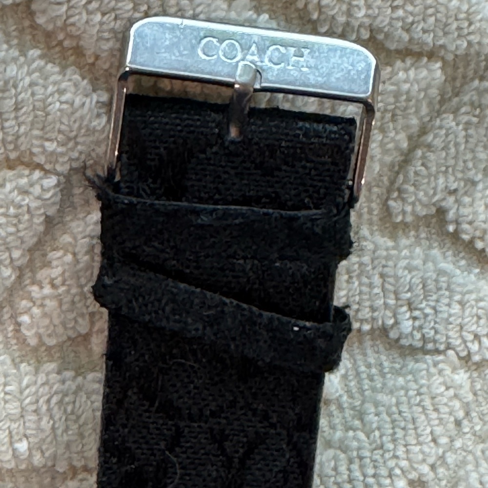 COACH Classic Signature Vintage Watch R-1628 - Picture 9 of 13